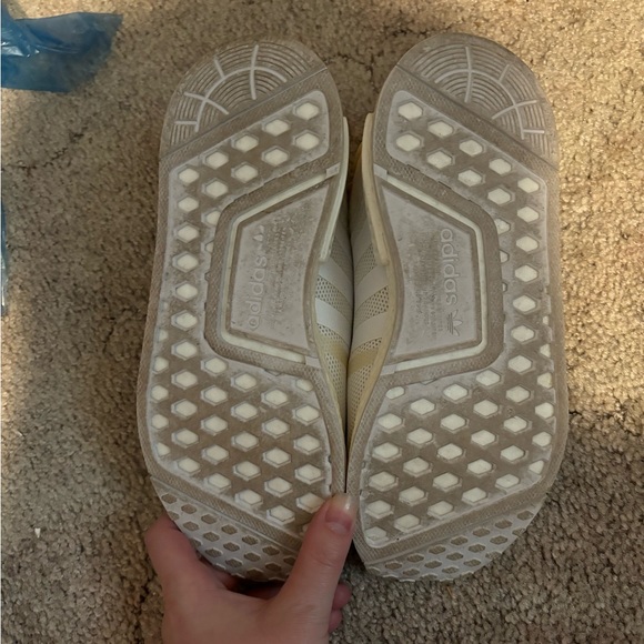 ADIDAS SHOES - Picture 2 of 3